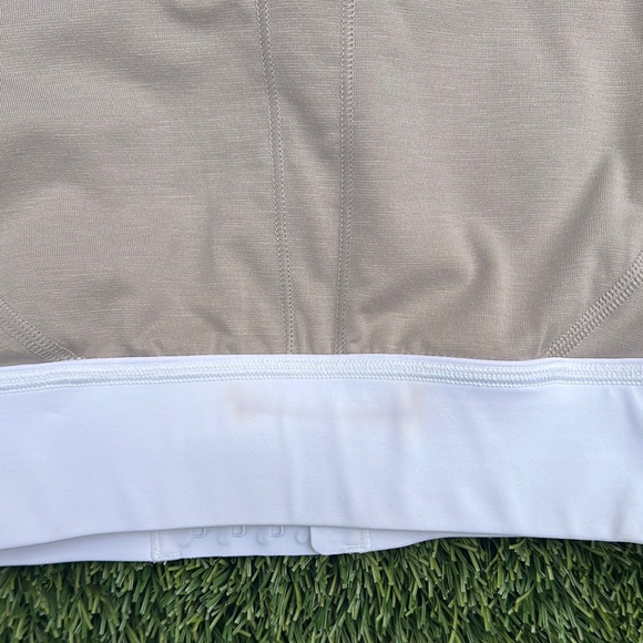 Lululemon Breathe it In Bra White Size 6 - Picture 10 of 11